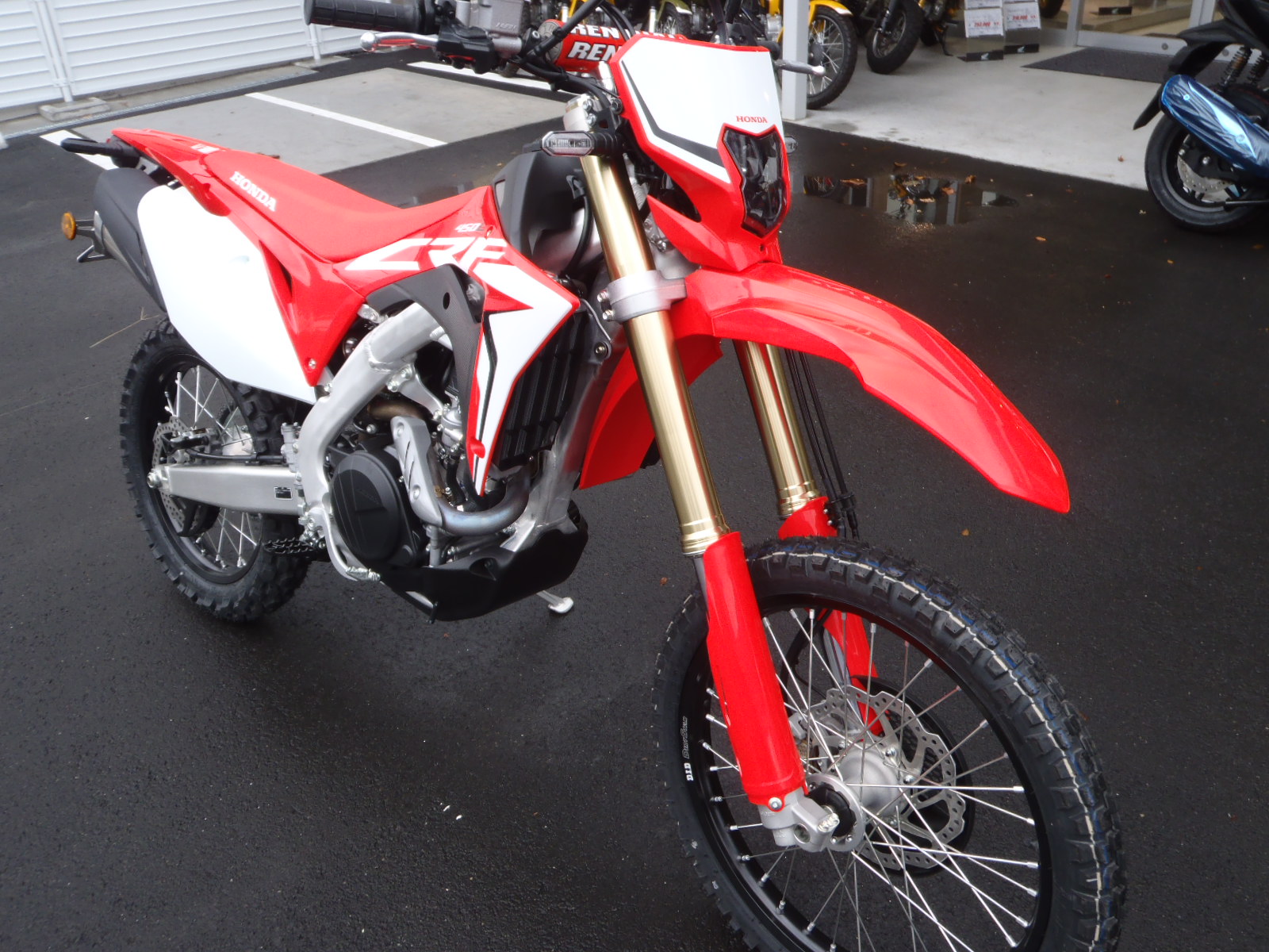 ｃｒｆ450ｌカッコいいです ホンダドリーム八王子 Honda Dream二輪車正規取扱店 株式会社バイト